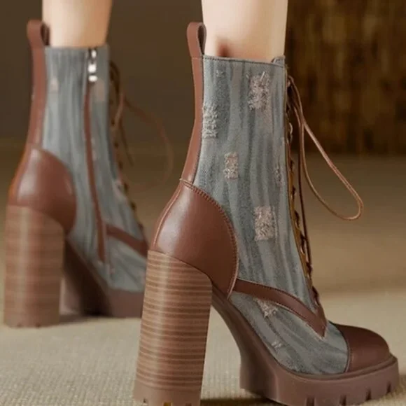 Ladies Shoes Lace up Boots - Picture 2 of 4